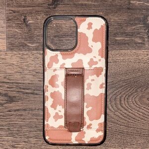 Walli iPhone 13 Pro Max Brown Cow Phone Case